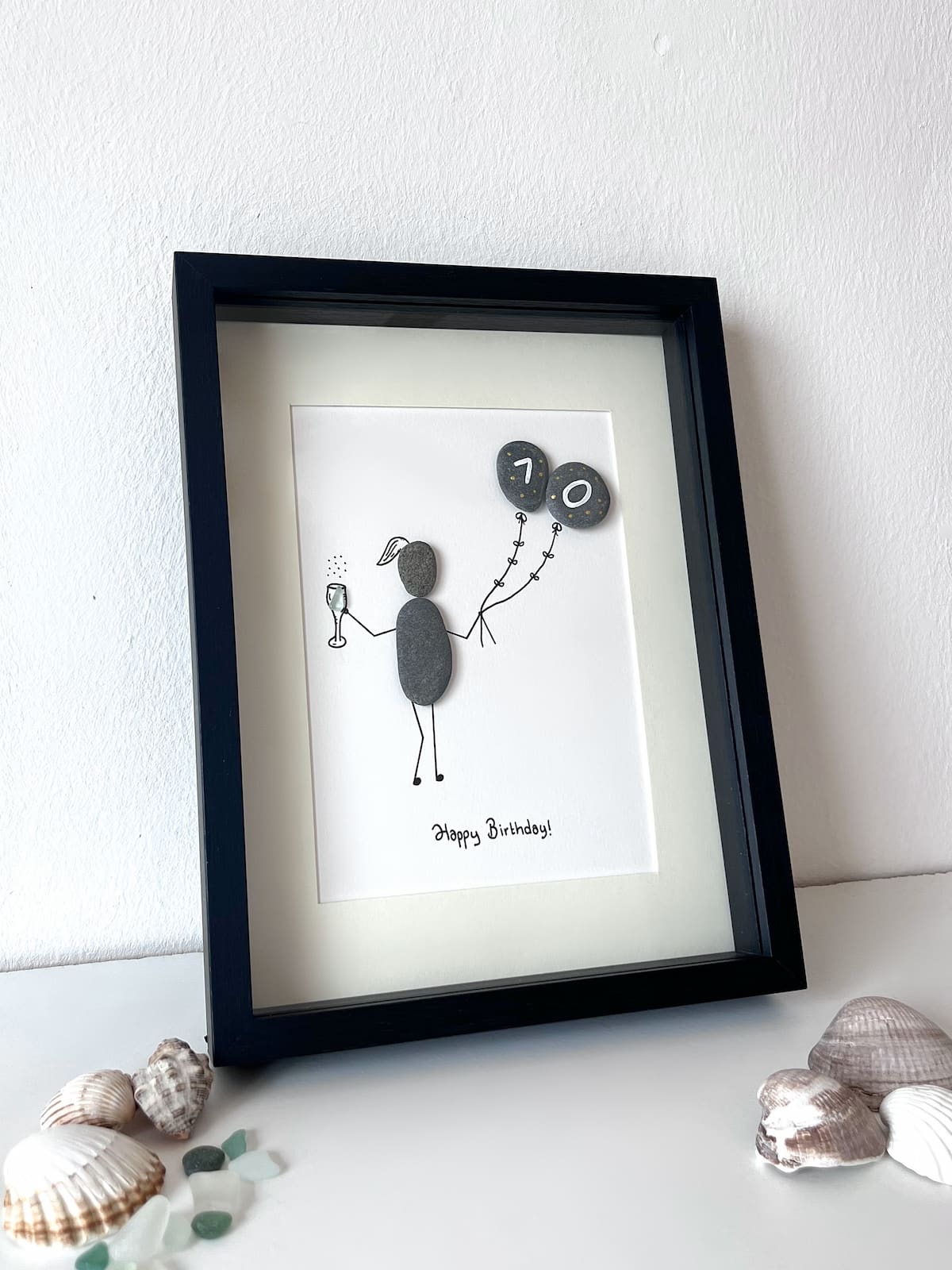 "¡Es tu cumpleaños!" - Regalo de marco de fotos personalizado con guijarros
